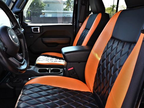 Used 2020 Jeep Wrangler Unlimited Sport AWD/4WD image 18