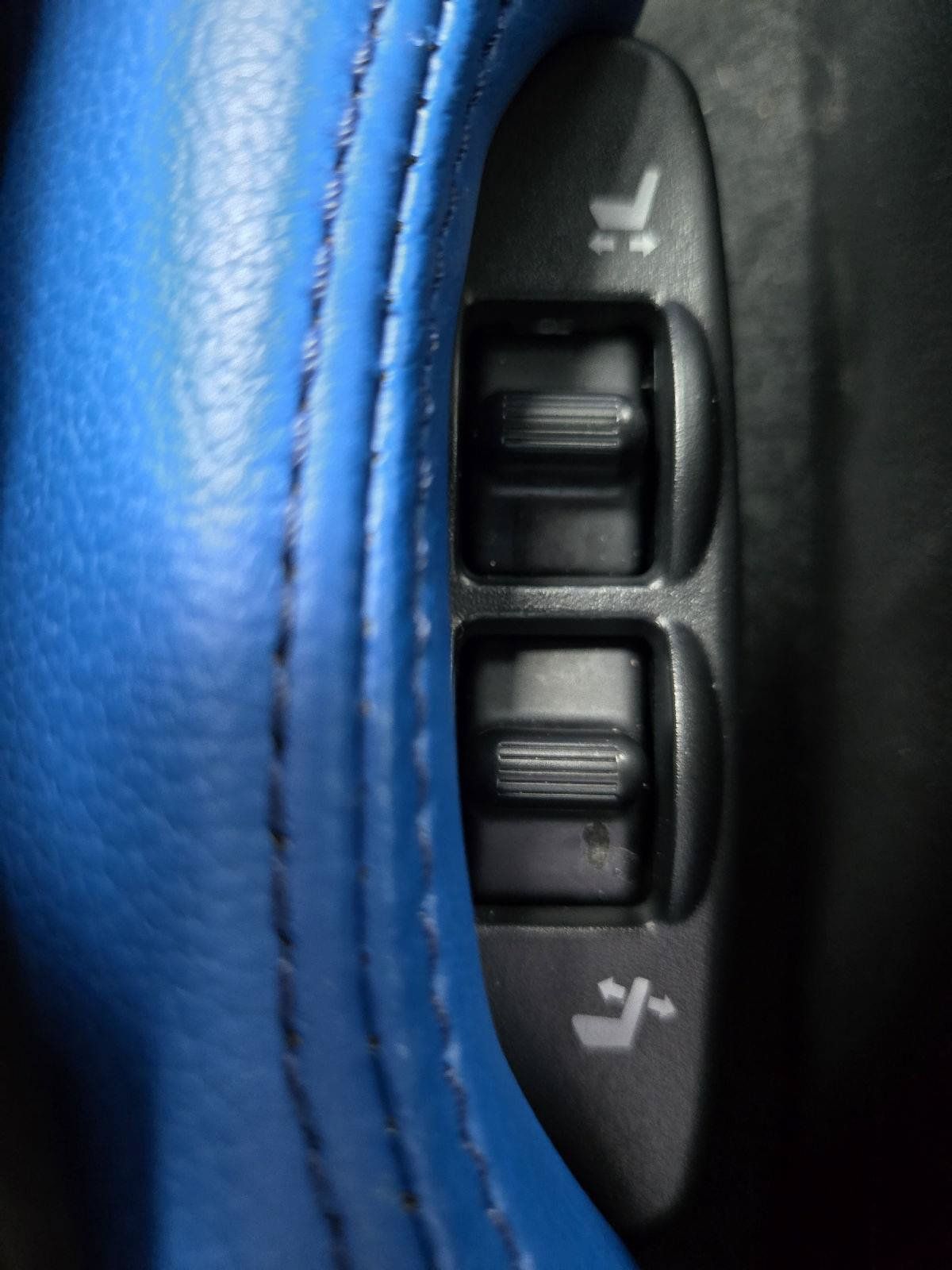 Used 2024 Nissan Z Performance w/ Floor Mat Package RWD image 19