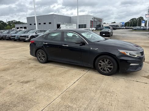 Used 2019 Kia Optima LX FWD image 11