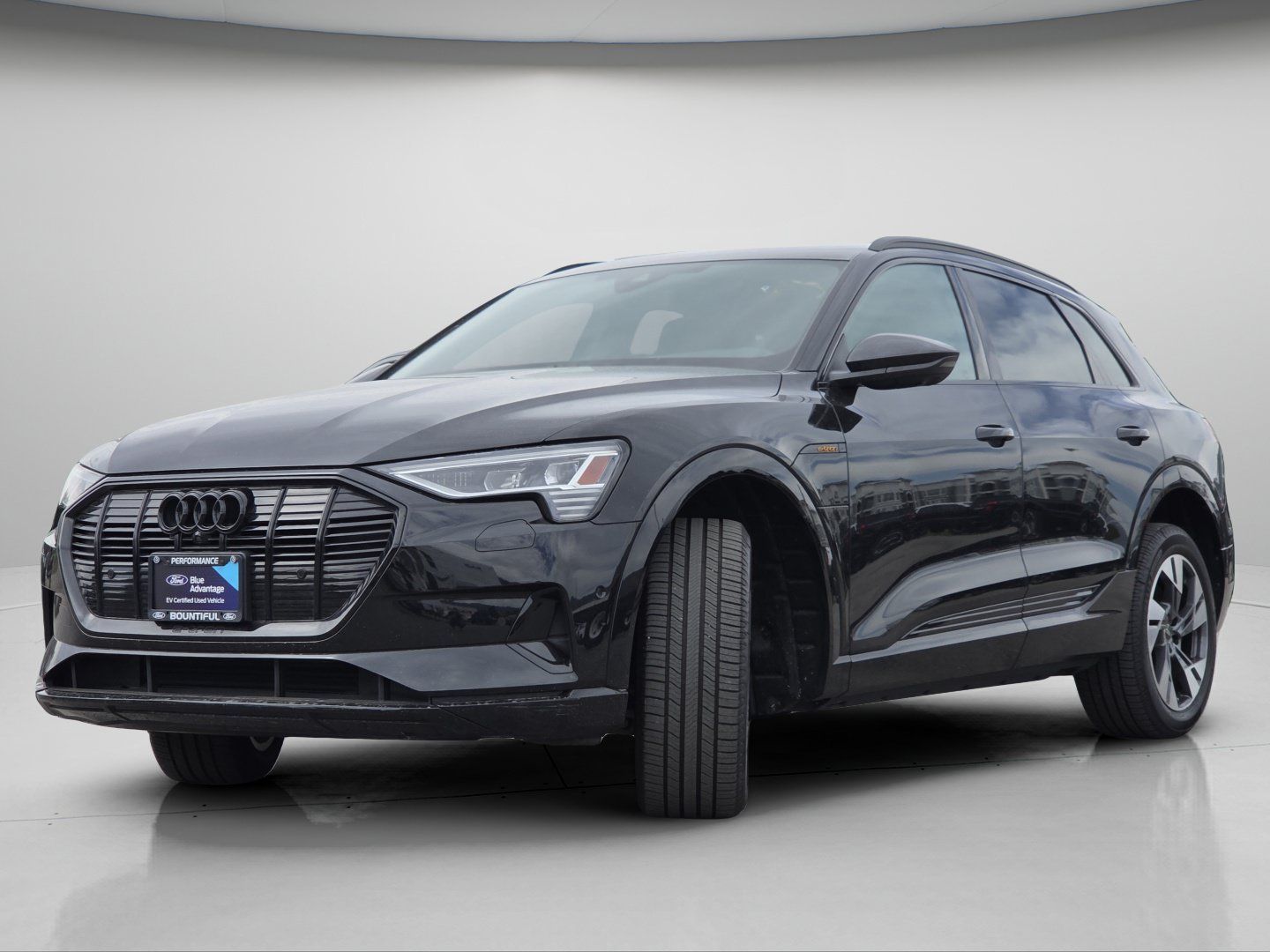 Used 2023 Audi e-tron Premium w/ Convenience Plus Package AWD/4WD image 18