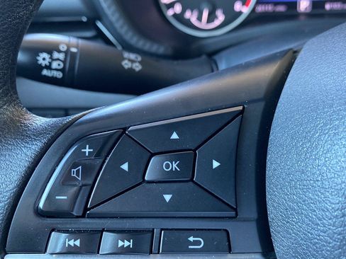 Certified 2024 Nissan Sentra SV FWD image 30
