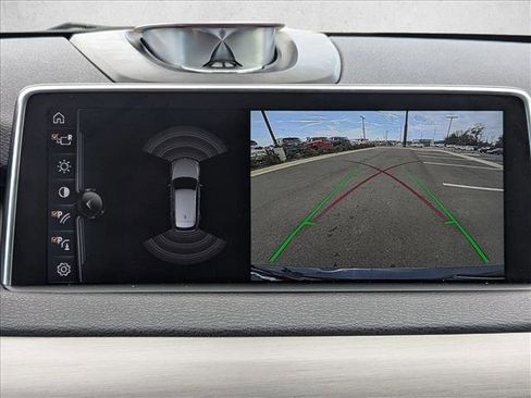 Used 2017 BMW X5 xDrive50i image 15