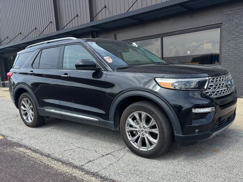 Used 2022 Ford Explorer Limited image 3