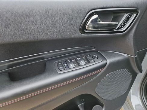 Used 2025 Dodge Durango GT AWD/4WD image 15