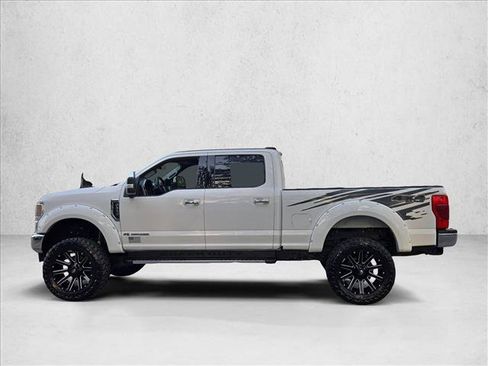 Used 2021 Ford F250 Lariat w/ Lariat Ultimate Package AWD/4WD image 9