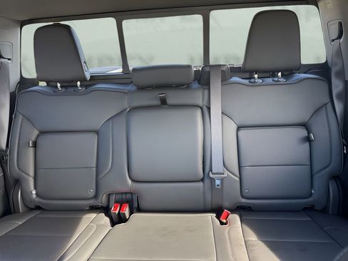 Used 2025 GMC Sierra 2500 Denali w/ Denali Reserve Package image 13