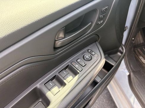 Used 2023 Honda Odyssey Sport image 12