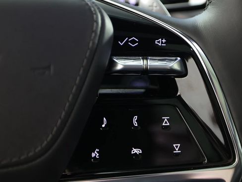 Used 2025 Cadillac Escalade Sport Platinum AWD/4WD image 30