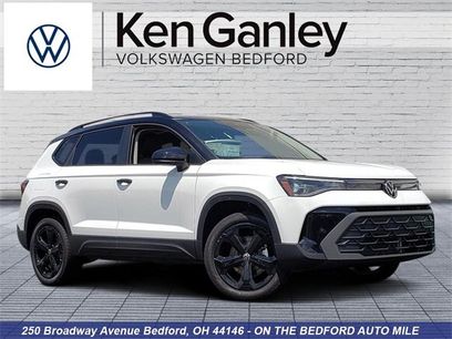 New 2025 Volkswagen Taos SE