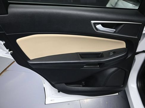 Used 2021 Ford Edge SEL AWD/4WD image 27
