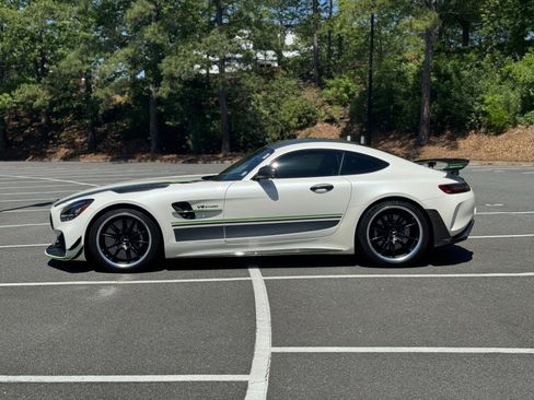 Used 2020 Mercedes-Benz AMG GT R image 5
