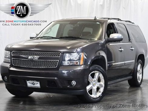 Used 2010 Chevrolet Suburban LTZ image 1