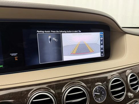 Used 2019 Mercedes-Benz S 560 4MATIC Sedan image 30