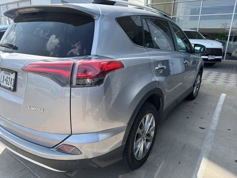 Used 2016 Toyota RAV4 Limited FWD image 4