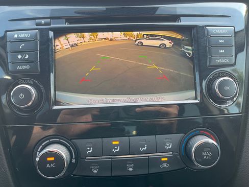 Used 2022 Nissan Rogue Sport S FWD image 23