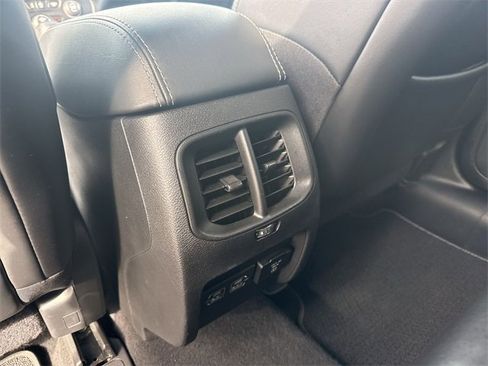 Used 2021 Jeep Cherokee Latitude Lux 80th Anniv w/ Quick Order Package 26U 80TH image 20