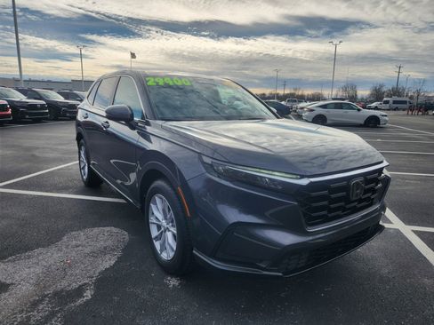 Used 2023 Honda CR-V EX image 8