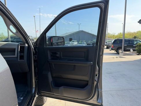 Used 2012 RAM 1500 Express w/ ST Popular Equipment Group image 47