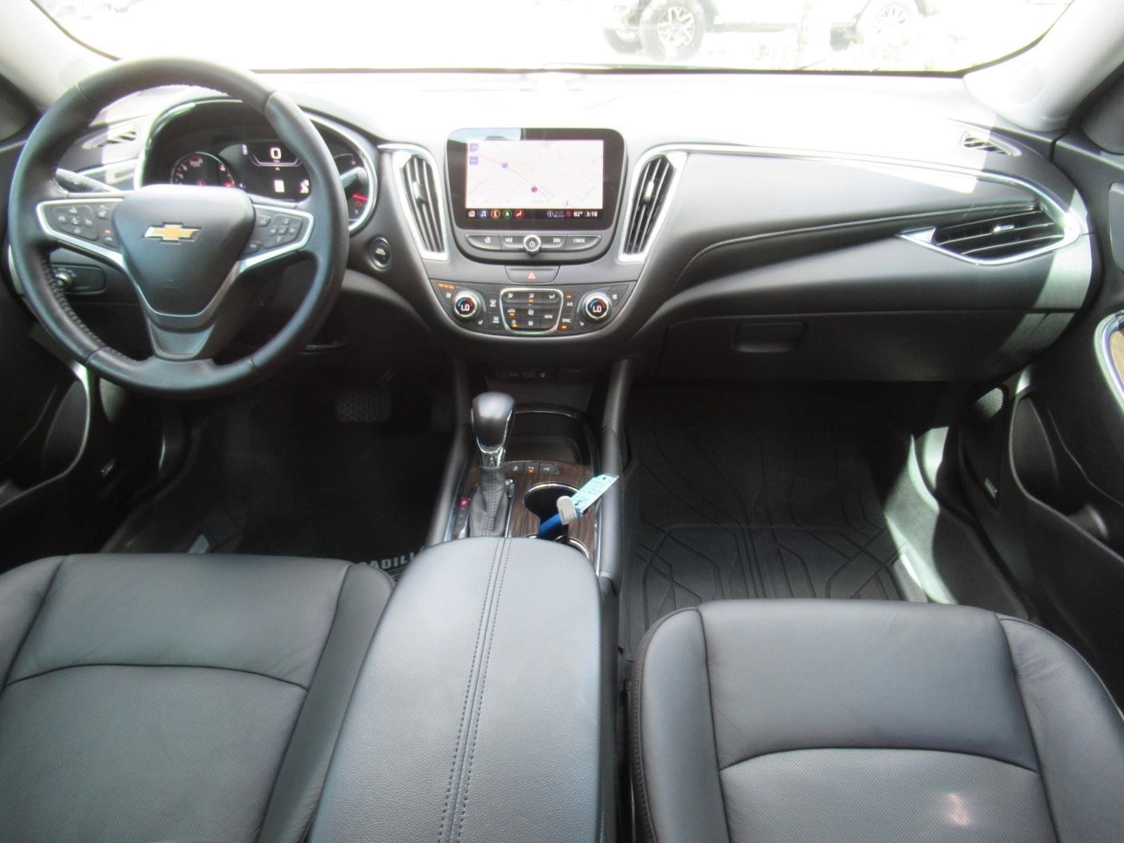 Used 2022 Chevrolet Malibu Premier FWD image 13