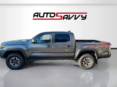 Used 2022 Toyota Tacoma TRD Off-Road image 4