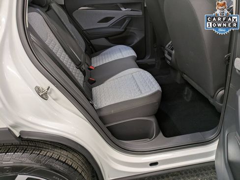 Used 2025 Volkswagen Tiguan S AWD/4WD image 32