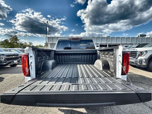 New 2026 GMC Sierra 1500 SLT w/ SLT Premium Package image 27