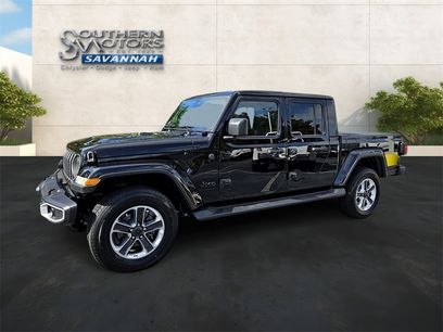 New 2024 Jeep Gladiator Sport w/ Premium Package
