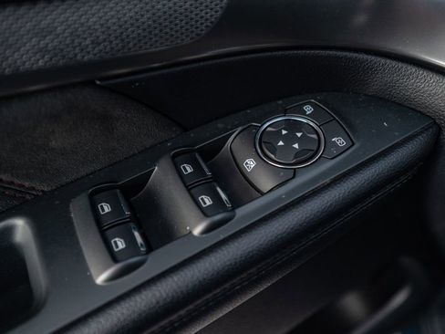 Used 2019 Ford Explorer XLT w/ XLT Sport Appearance Package image 19