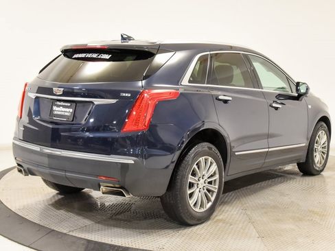 Used 2017 Cadillac XT5 Luxury w/ Driver Awareness Package image 10