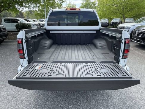 New 2026 Nissan Frontier SV w/ SV Convenience Package AWD/4WD image 9