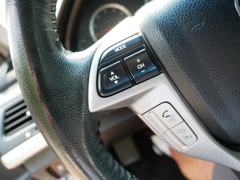 Used 2012 Honda Accord EX-L image 25