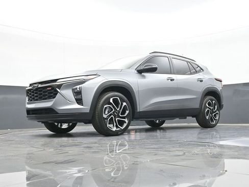 New 2026 Chevrolet Trax RS w/ Driver Confidence Package FWD image 57