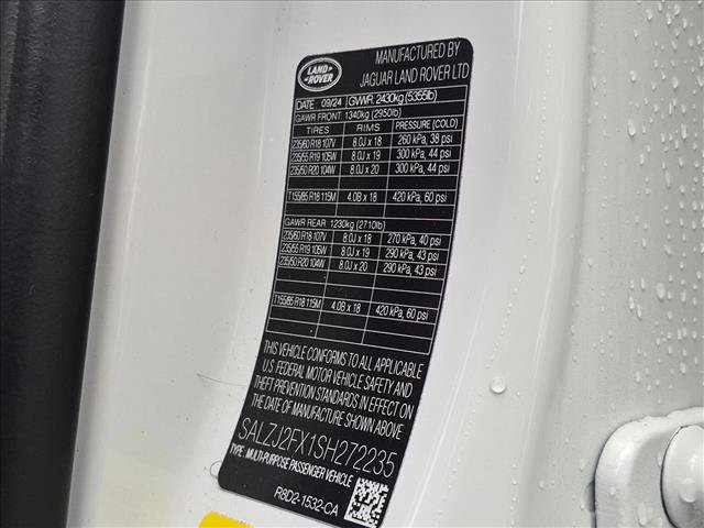 Used 2025 Land Rover Range Rover Evoque S AWD/4WD image 15