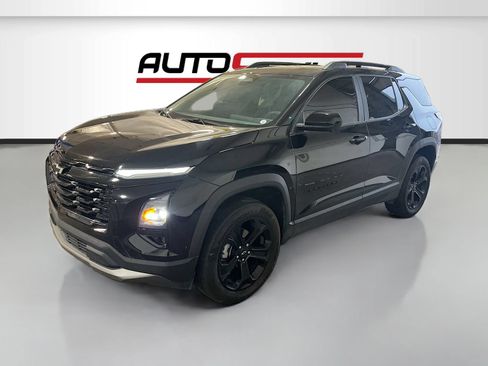 Used 2025 Chevrolet Equinox LT w/ Safety and Technology Package FWD image 3