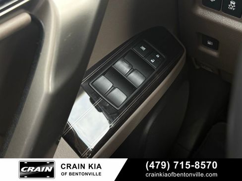 Used 2021 Lexus GX 460 Premium w/ Premium Package AWD/4WD image 11