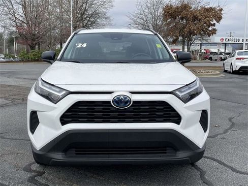 Used 2024 Toyota RAV4 LE image 8