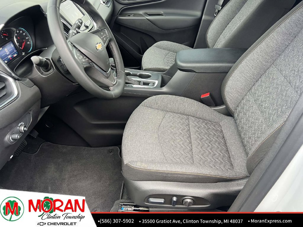 Certified 2024 Chevrolet Equinox LT FWD image 17