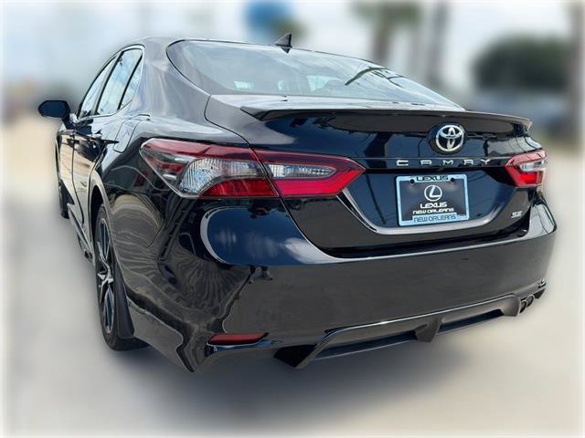 Used 2022 Toyota Camry SE FWD image 5
