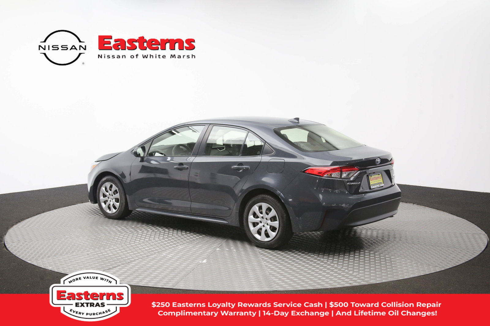 Used 2023 Toyota Corolla LE w/ Carpet Mat Package (TMS) FWD image 96