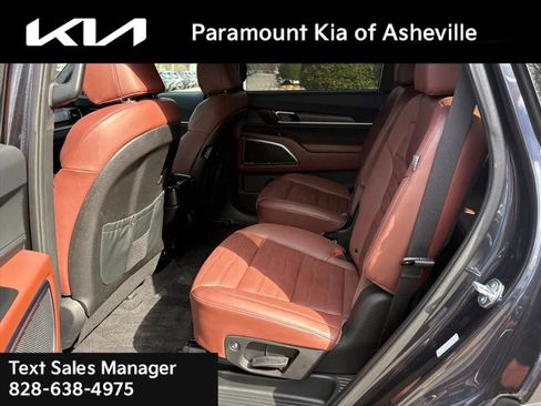 Used 2025 Kia Telluride AWD image 22
