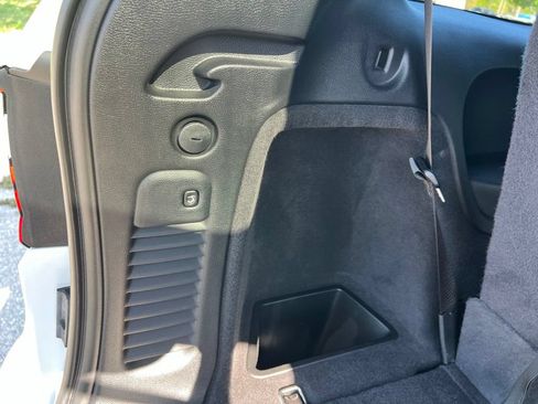 Used 2020 Dodge Durango SRT w/ Technology Group AWD/4WD image 34