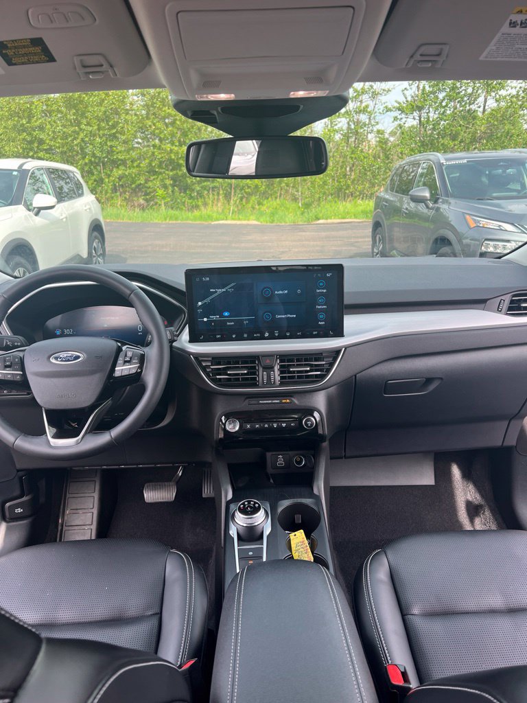 Used 2024 Ford Escape Platinum AWD/4WD image 14