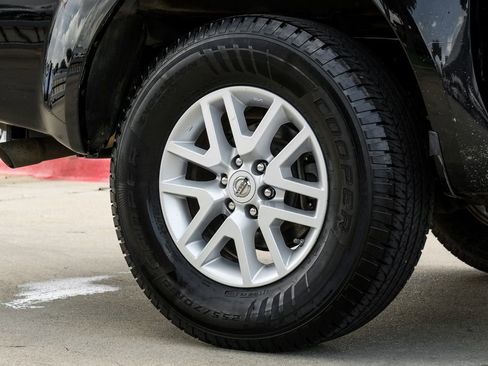 Used 2018 Nissan Frontier SV RWD image 54