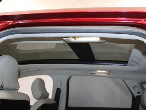 Used 2019 Ford Edge Titanium w/ Cold Weather Package FWD image 6