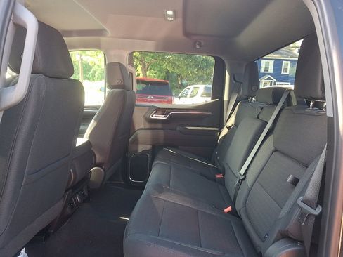 New 2026 GMC Sierra 1500 Elevation image 10