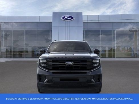 New 2026 Ford Expedition Platinum w/ Stealth Appearance Package AWD/4WD image 6