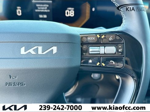 New 2026 Kia Sorento LX FWD image 34