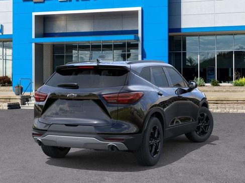 New 2026 Chevrolet Blazer LT image 4