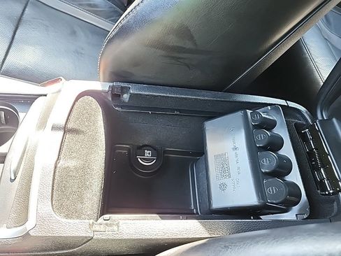 Certified 2022 Dodge Charger SXT w/ Leather Interior Group image 33