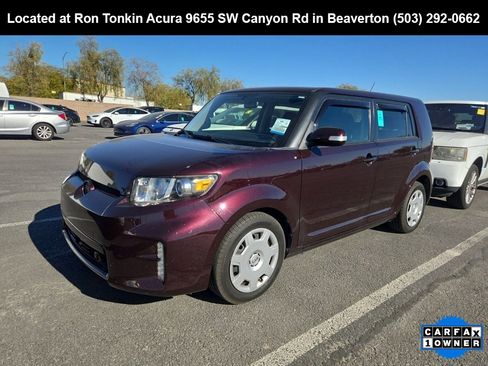 Used 2014 Scion xB image 3